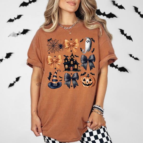 Comfort Colors Retro Halloween Shirt, Halloween Icons Collage Boho T-Shirt Halloween T-Shirt Thanksgiving T Shirt Oversized Trendy Fall Tee