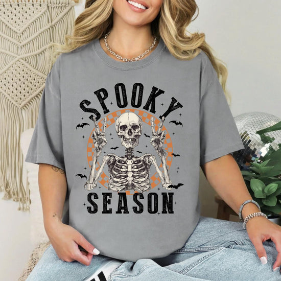 Spooky Season Halloween Shirt, Halloween Comfort Colors Shirt, Retro Skeleton Shirt, Cute Fall Shirt, Women's Halloween Tee, Pumpkin Season