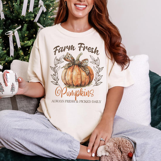 Farm Fresh Pumpkins Sweatshirt or T-Shirt, Fall Pumpkin Patch Shirt, Autumn Cozy Outfit, Rustic Farmhouse Fall Shirt