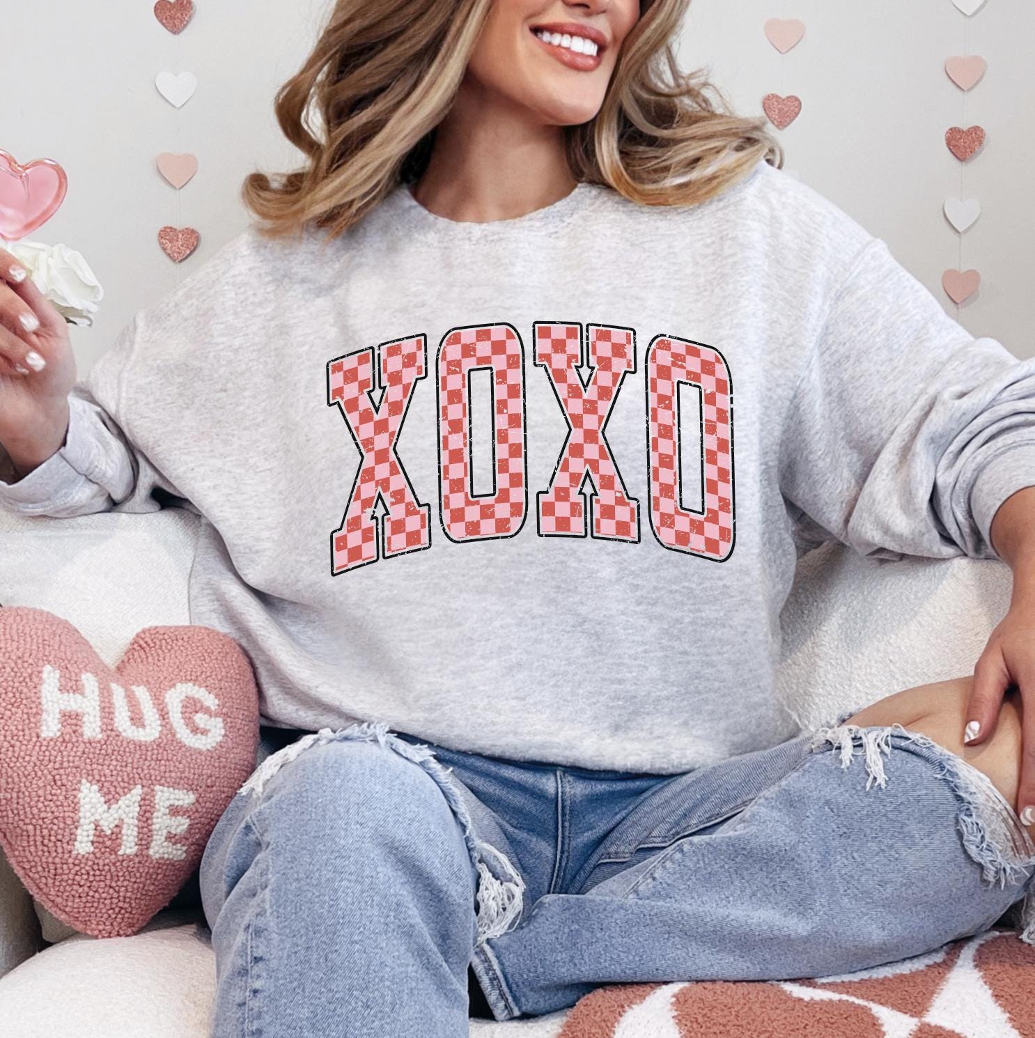 Valentines Heart XOXO Sweatshirt, DTG Printed Womens Valentine's Day Sweatshirt, Couple Gift Sweatshirt, Anniversary Day Gift