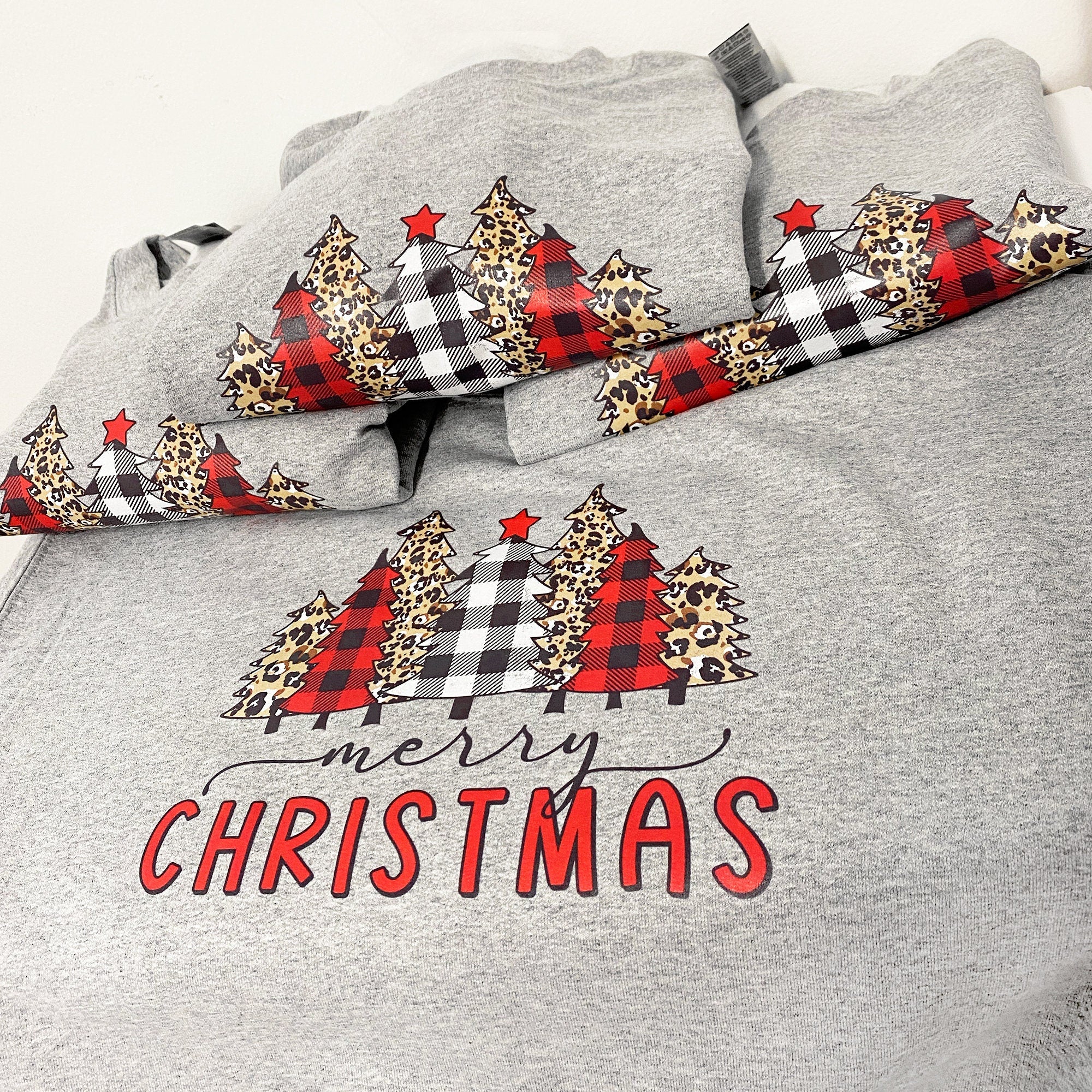 Womens Christmas Sweatshirt, Buffalo Plaid Sweatshirt, Christmas Outfit, Christmas Sweater, Christmas Sweatshirt, Christmas Pajamas Unisex
