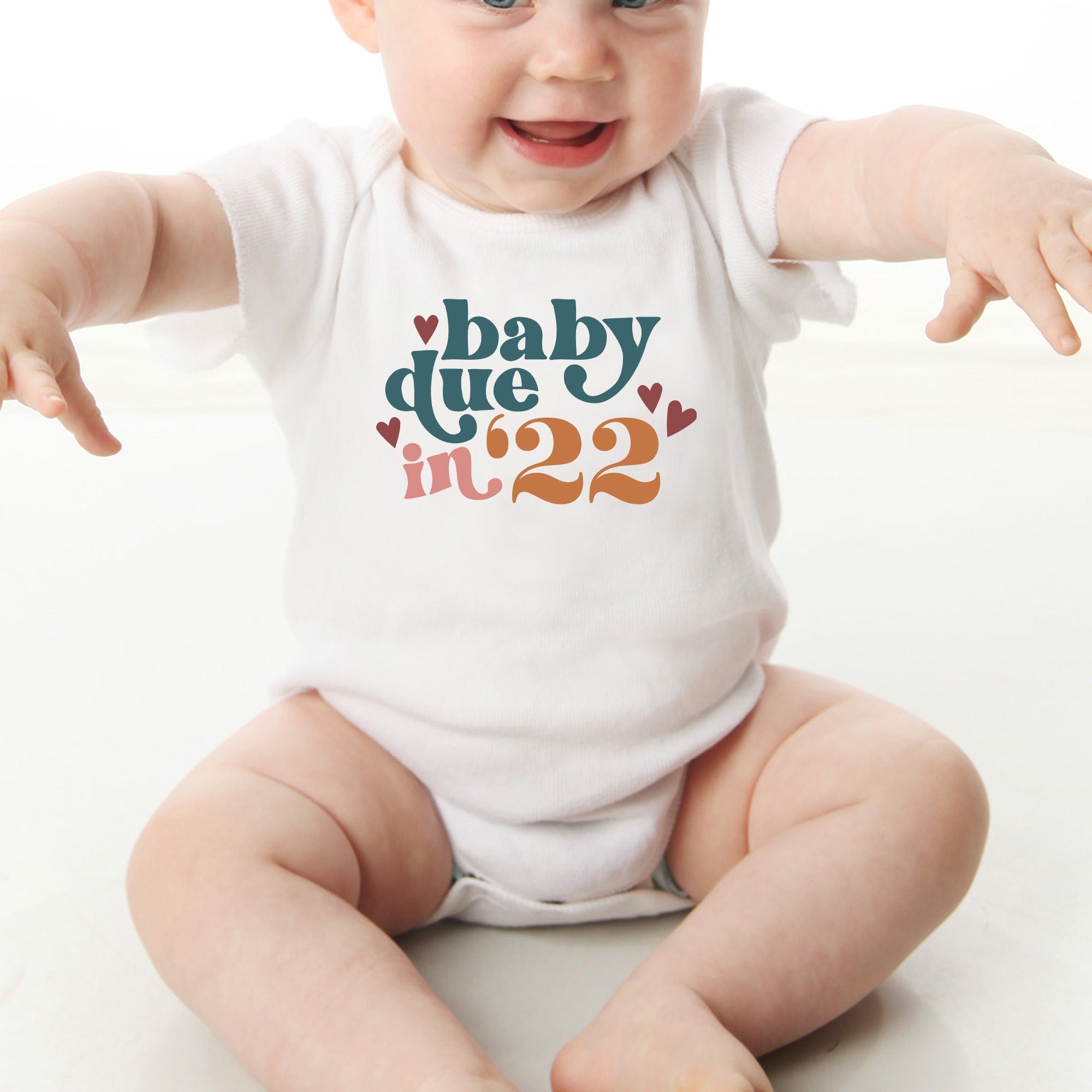 Baby Due in 2022 | Baby Announcement Shirt | Baby Reveal Bodysuit | Baby Shower Gift | Pregnancy Annoucement Shirt