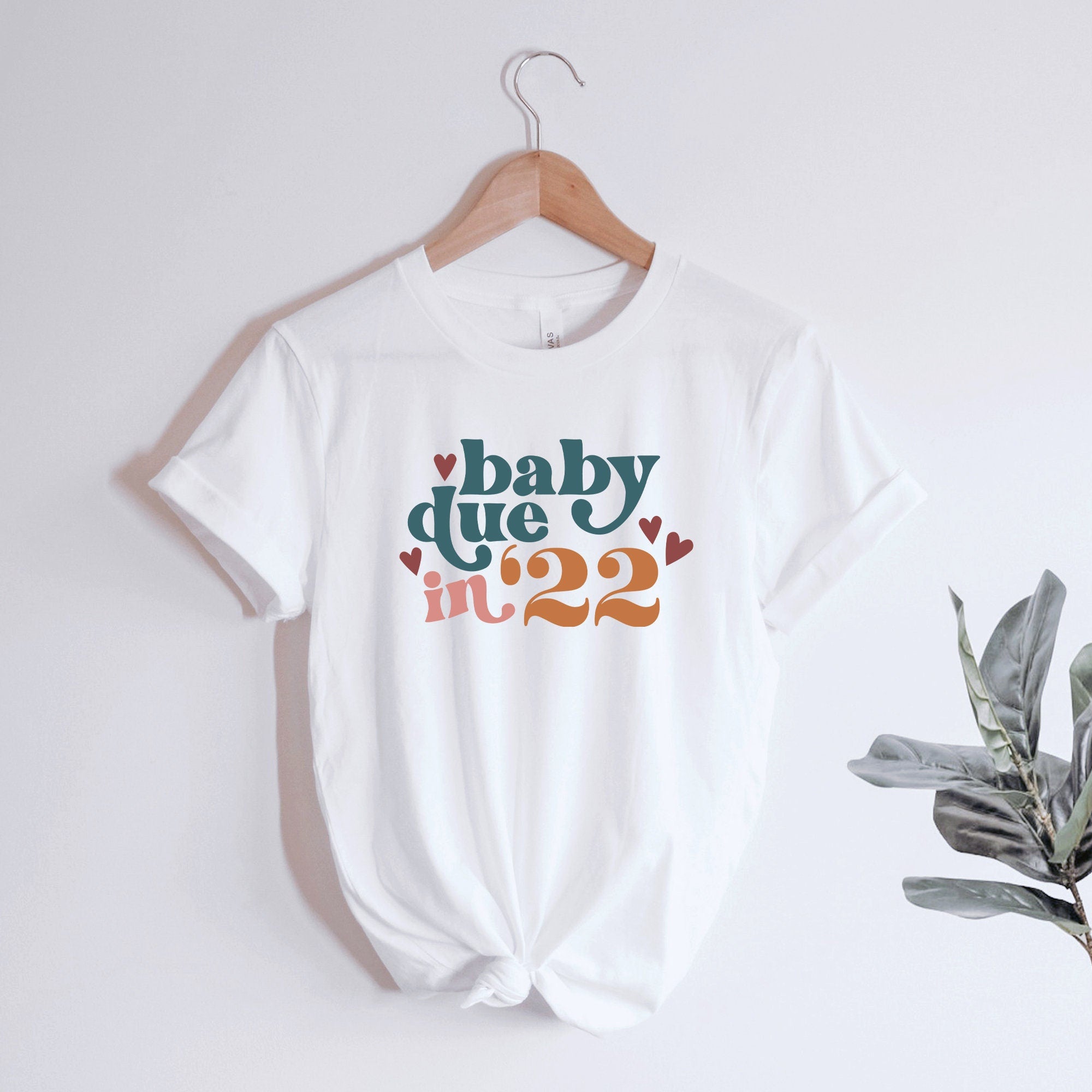 Baby Due in 2022 | Baby Announcement Shirt | Baby Reveal Bodysuit | Baby Shower Gift | Pregnancy Annoucement Shirt