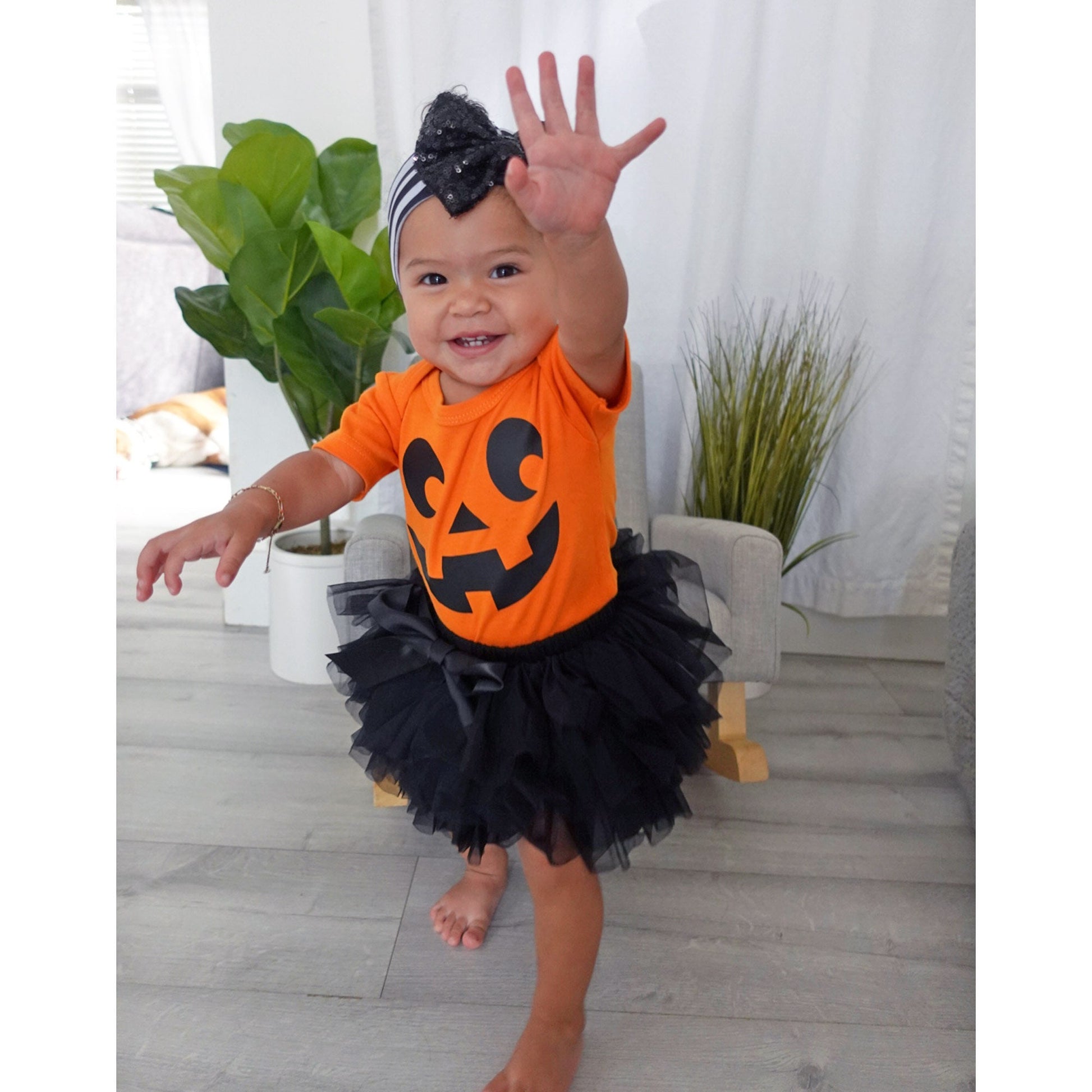 Smiling Jack O lantern Baby Outfit, Baby's 1st Halloween, Baby Pumpkin Costume